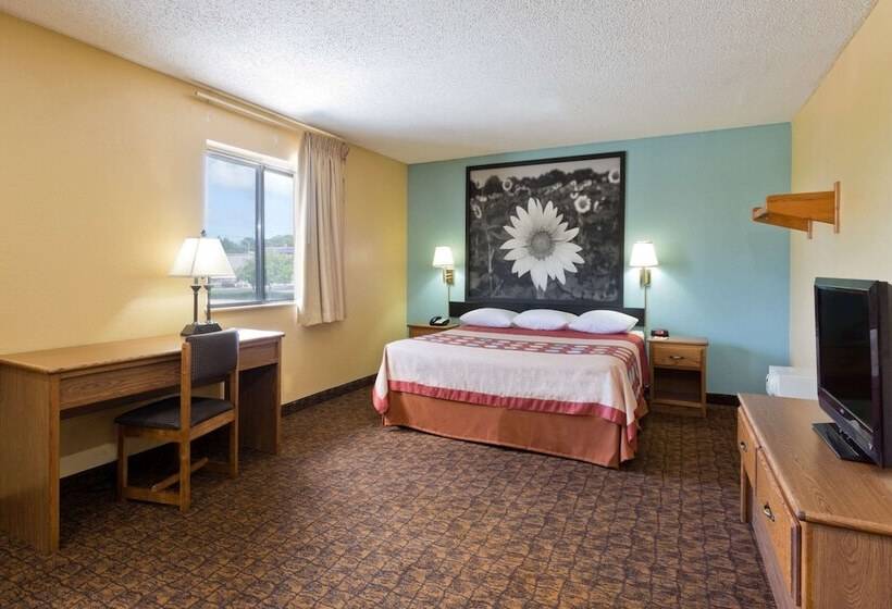 Мотель Super 8 By Wyndham Lexington Park/california Area