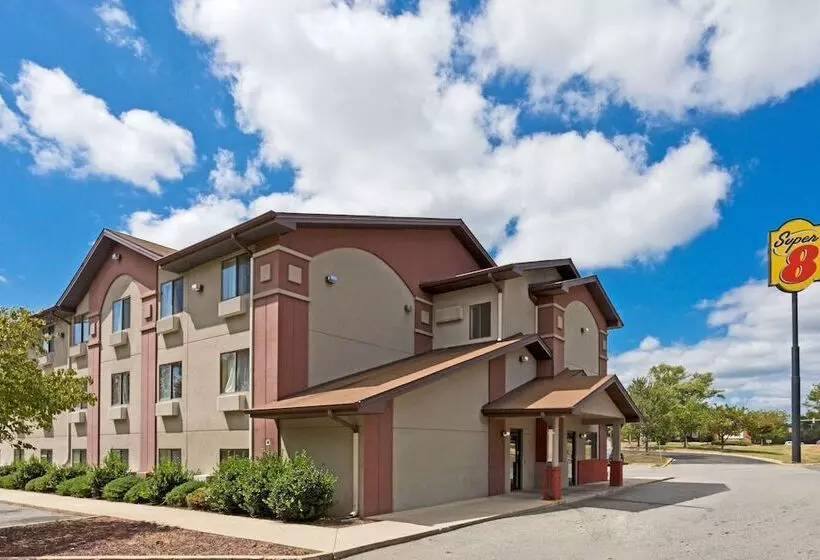 فندق على الطريق Super 8 By Wyndham Lexington Park/california Area