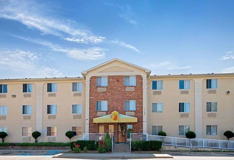 فندق على الطريق Super 8 By Wyndham Plano/dallas Area