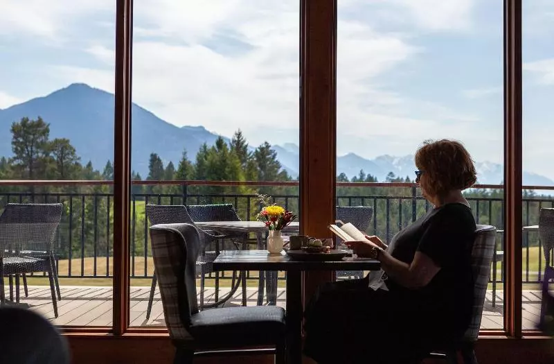 Headwaters Lodge At Eagle Ranch Resort