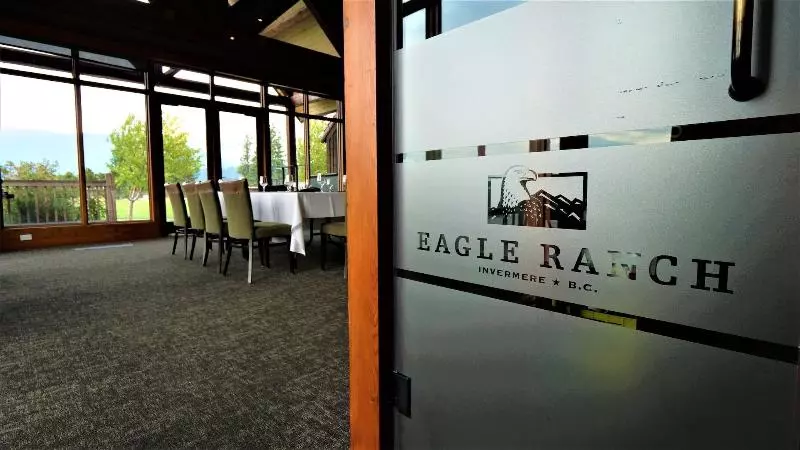 Headwaters Lodge At Eagle Ranch Resort
