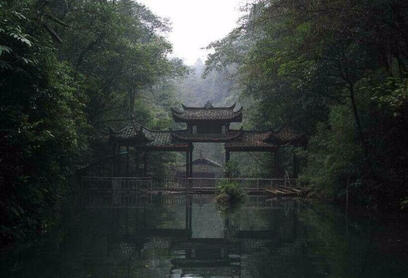 Hotel 7days Premium Chengdu Dujiangyan Qingcheng Mountain Branch