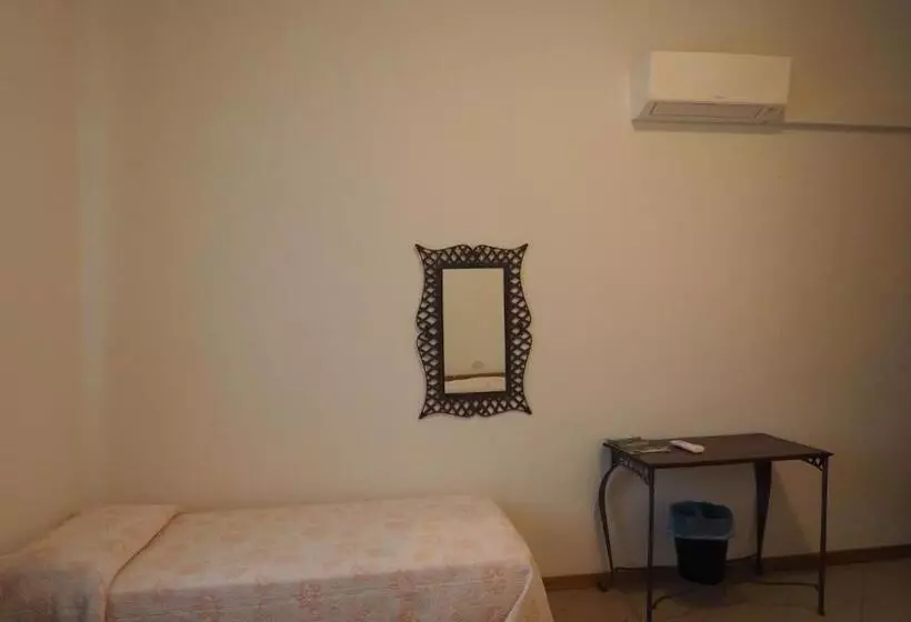 Hotelli Residenza Pitigliano Gens Petilia   Nuova Gestione