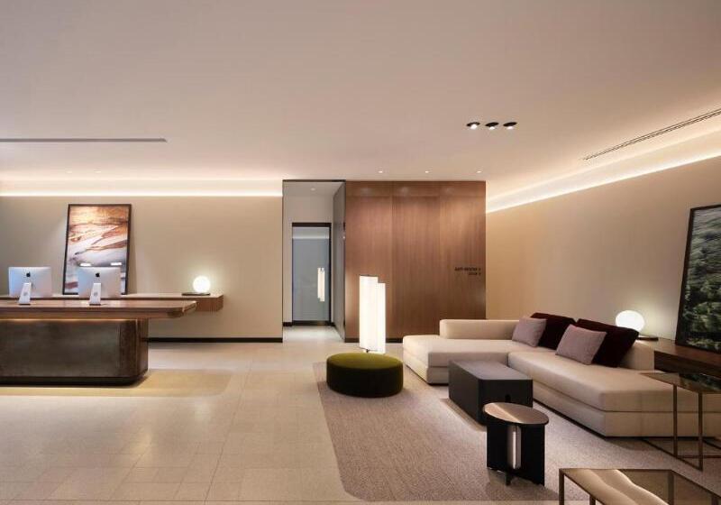 Little National Hotel Sydney