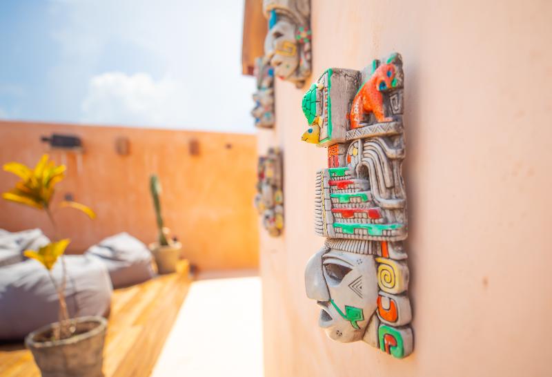 Nuee Hotel & Beach Club