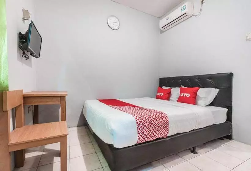 ホテル Oyo 1756 Amira Residence