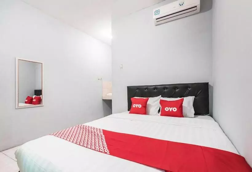 ホテル Oyo 1756 Amira Residence