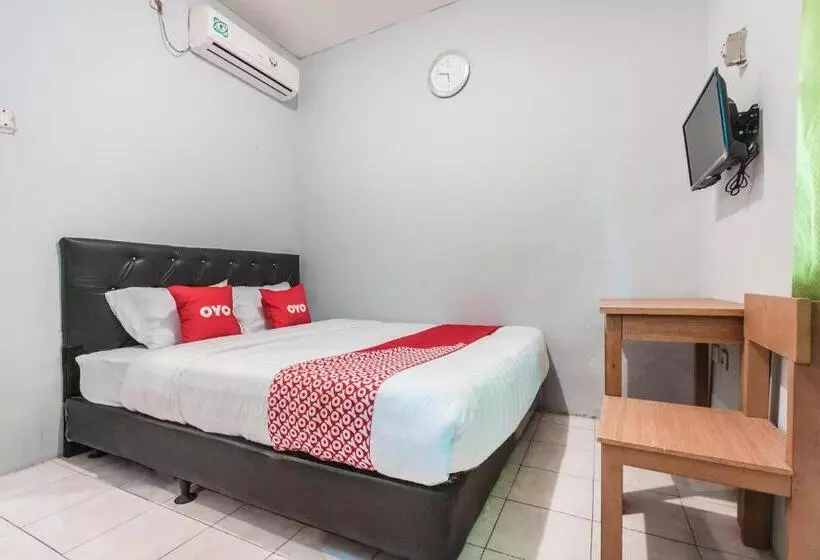 ホテル Oyo 1756 Amira Residence