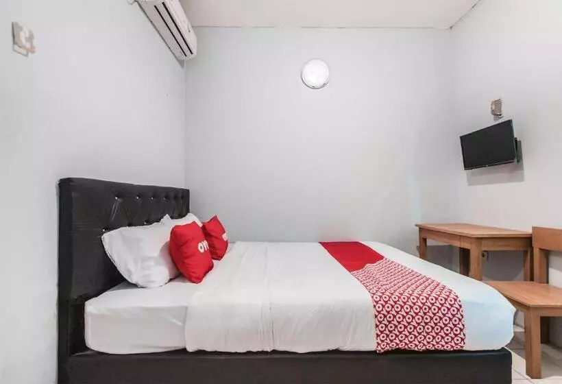 ホテル Oyo 1756 Amira Residence