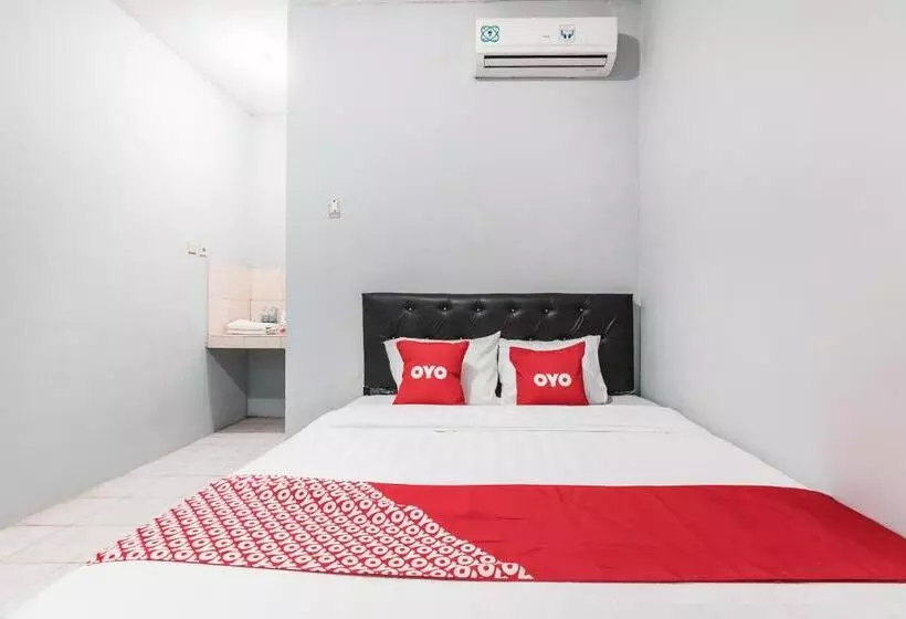 ホテル Oyo 1756 Amira Residence