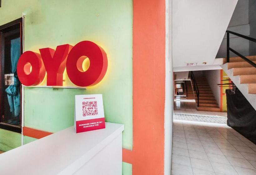 فندق Oyo 1756 Amira Residence