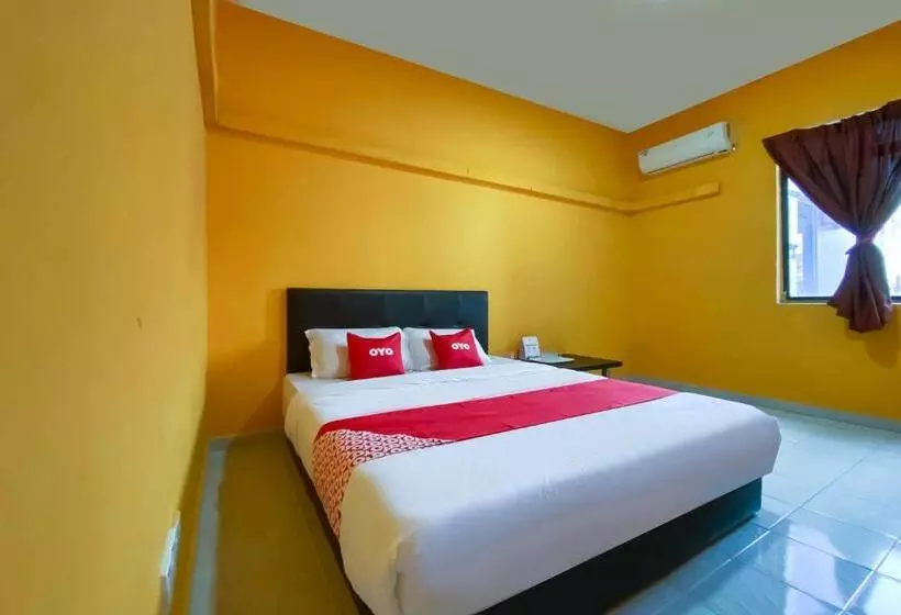 ホテル Oyo 90039 Coop  Kangar