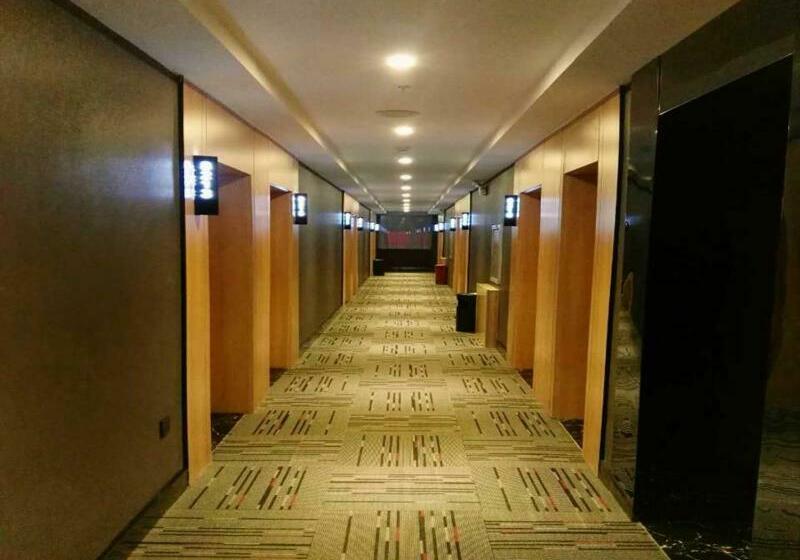 Thank Inn Plus Hotel Shanxi Changzhi District Changzhi College