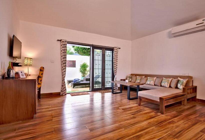 בית מלון כפרי Tuskers Hill By Poppys  Anaikatti