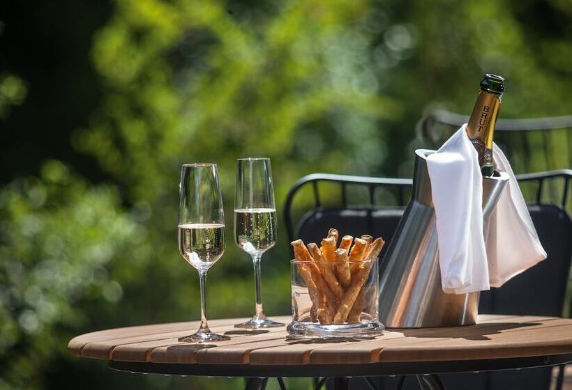 호텔 Weiherhof Am Golfpark