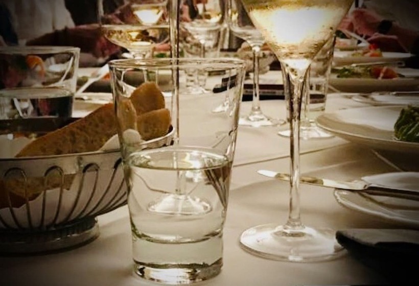 호텔 Weiherhof Am Golfpark