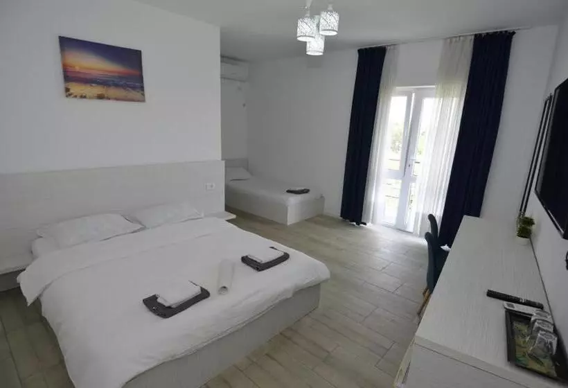 ペンション Glow Guesthouse Costinesti