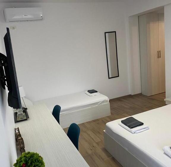 ペンション Glow Guesthouse Costinesti