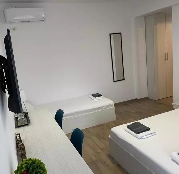 ペンション Glow Guesthouse Costinesti