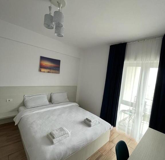 ペンション Glow Guesthouse Costinesti