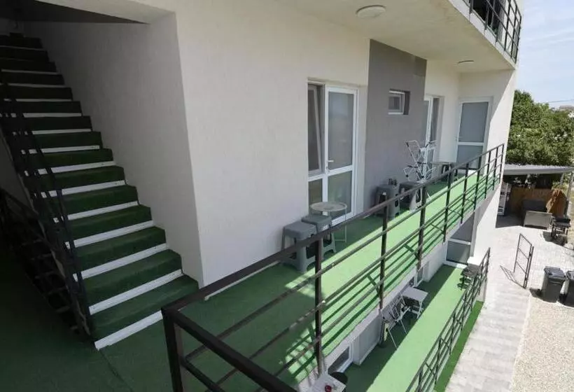 ペンション Glow Guesthouse Costinesti