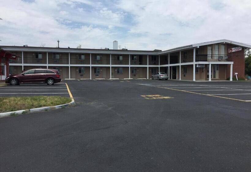 旅馆 Pelican Inn And Suites