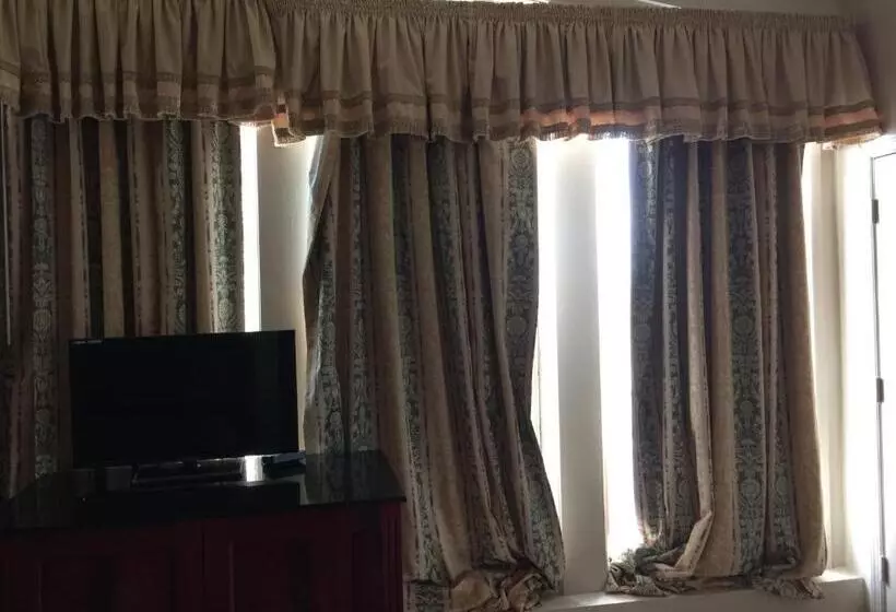 Retkeilymaja Pelican Inn And Suites