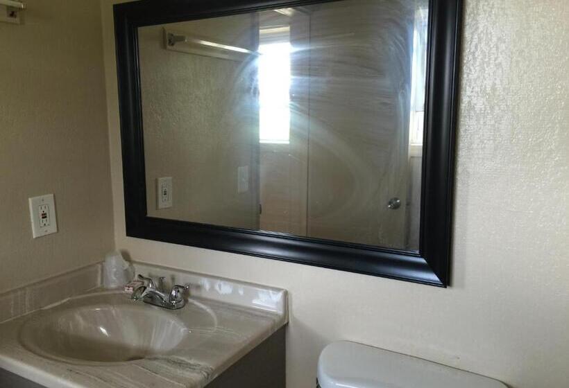 旅馆 Pelican Inn And Suites