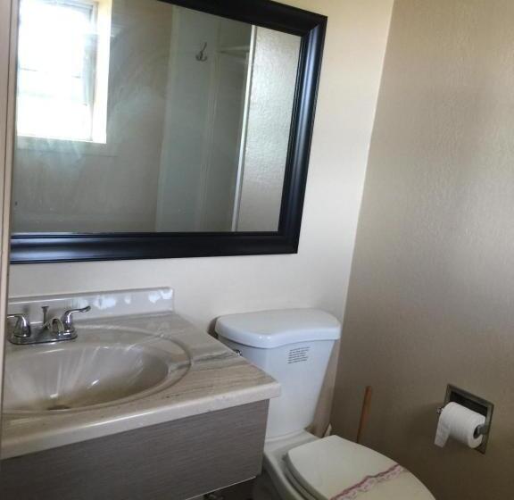 旅馆 Pelican Inn And Suites