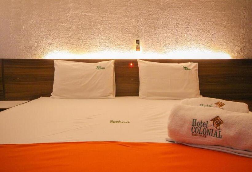 ホテル Colonial