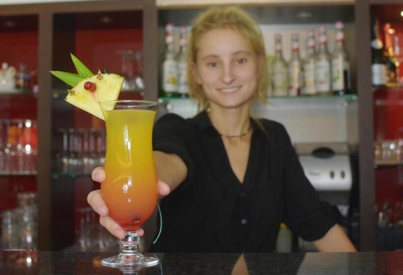 Отель Nawu Apartments