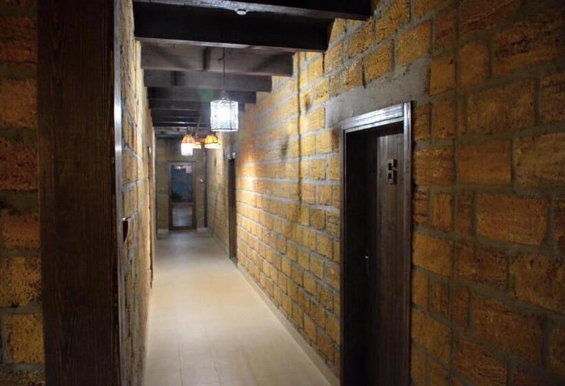 酒店 Ness готельно ресторанний комплекс