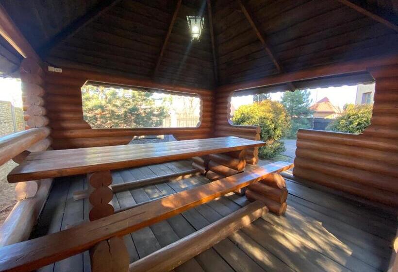 酒店 Ness готельно ресторанний комплекс