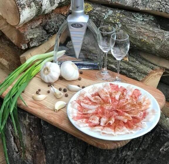 酒店 Ness готельно ресторанний комплекс