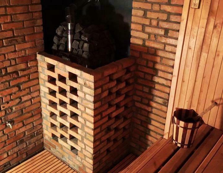 酒店 Ness готельно ресторанний комплекс