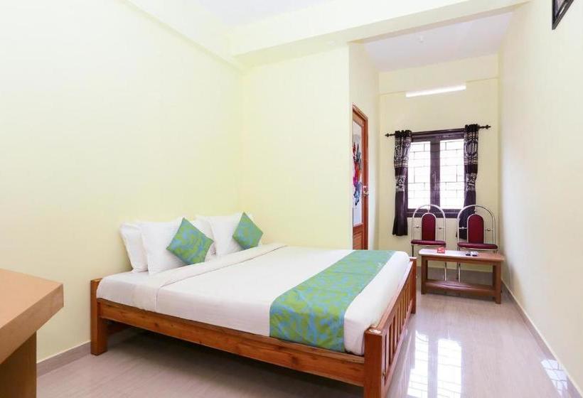 فندق Oyo 10840  Periyar Towers