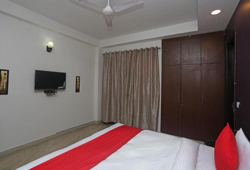 هتل Oyo 28003 Maira Stays