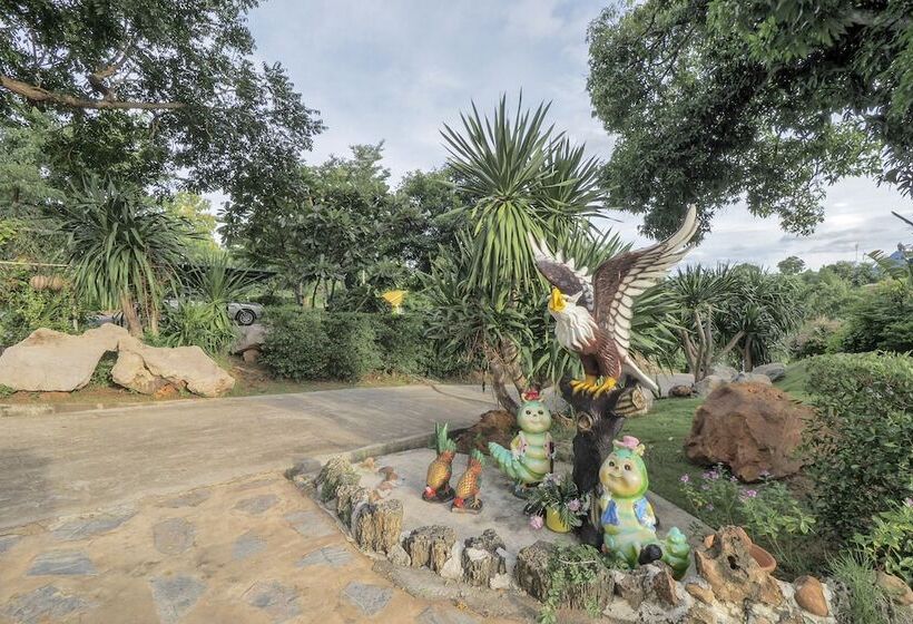 فندق Oyo 75308 Pea Najan Home Resort