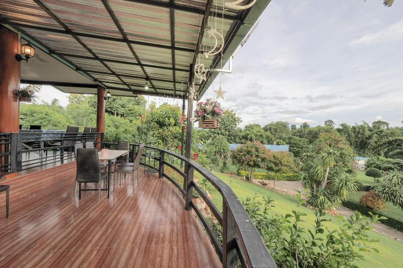 فندق Oyo 75308 Pea Najan Home Resort