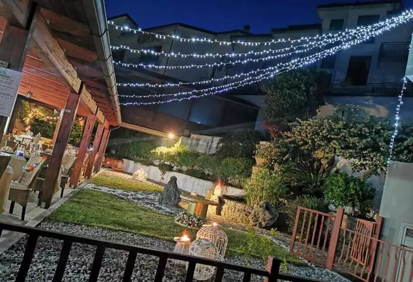 Hotelli Pino Loricato