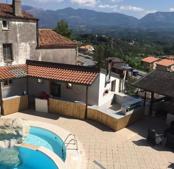 Hotelli Pino Loricato