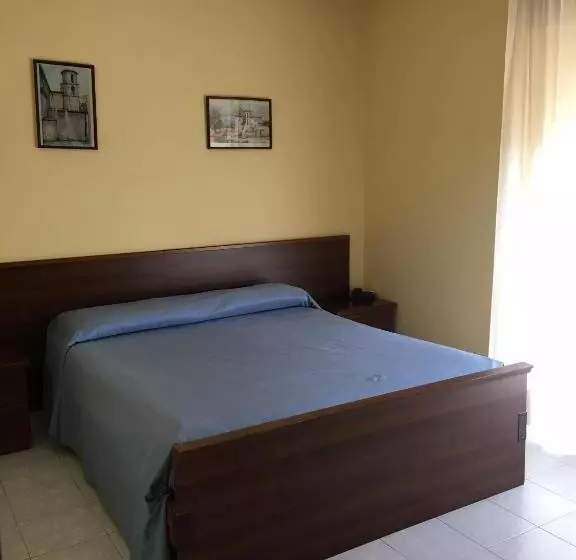 Hotelli Pino Loricato