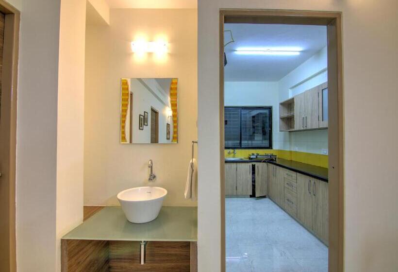 Hotel Sunshine Suites Grand Deluxe