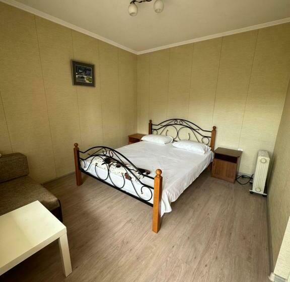 پانسیون Guest House Paradise