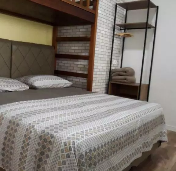 پانسیون Hospedagem Camisa 10