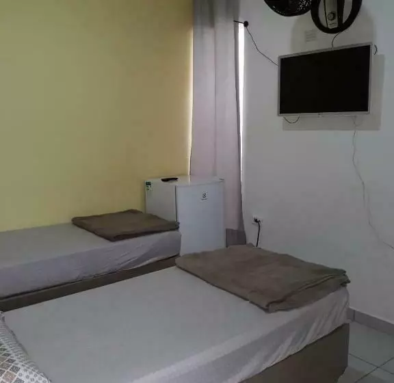 پانسیون Hospedagem Camisa 10