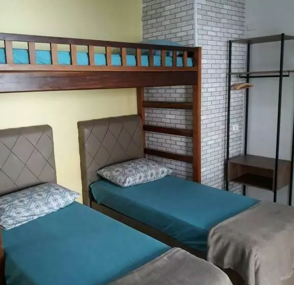 پانسیون Hospedagem Camisa 10