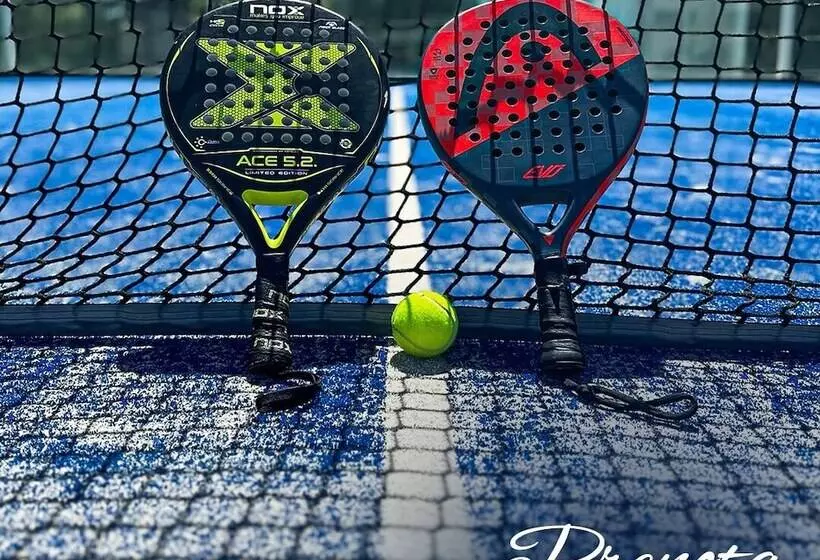 Aamiaismajoitus (B&B) Female Resort