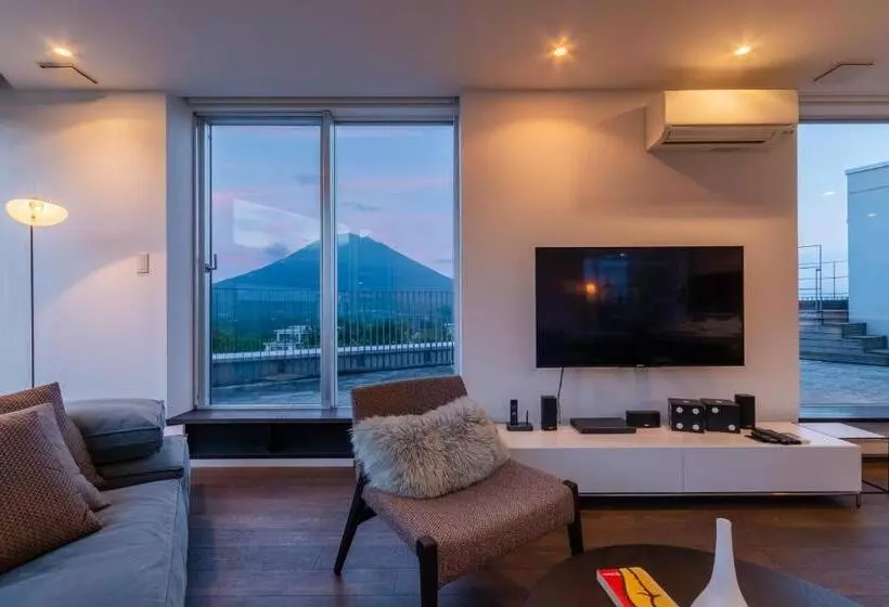 Kira Kira Suites By H2 Life