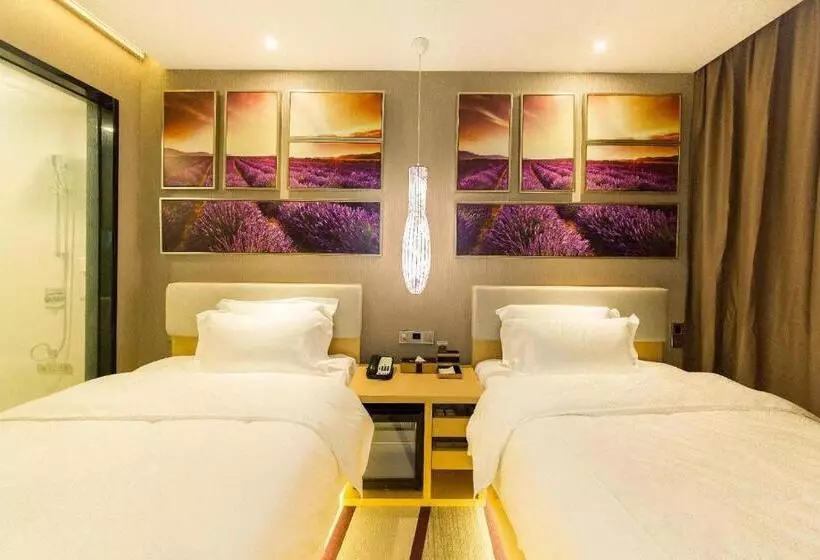 Lavande Hotels Weihai Weigao Square Branch
